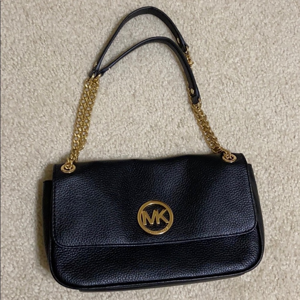 Michael Kors Fulton Leather Shoulder Flap Bag